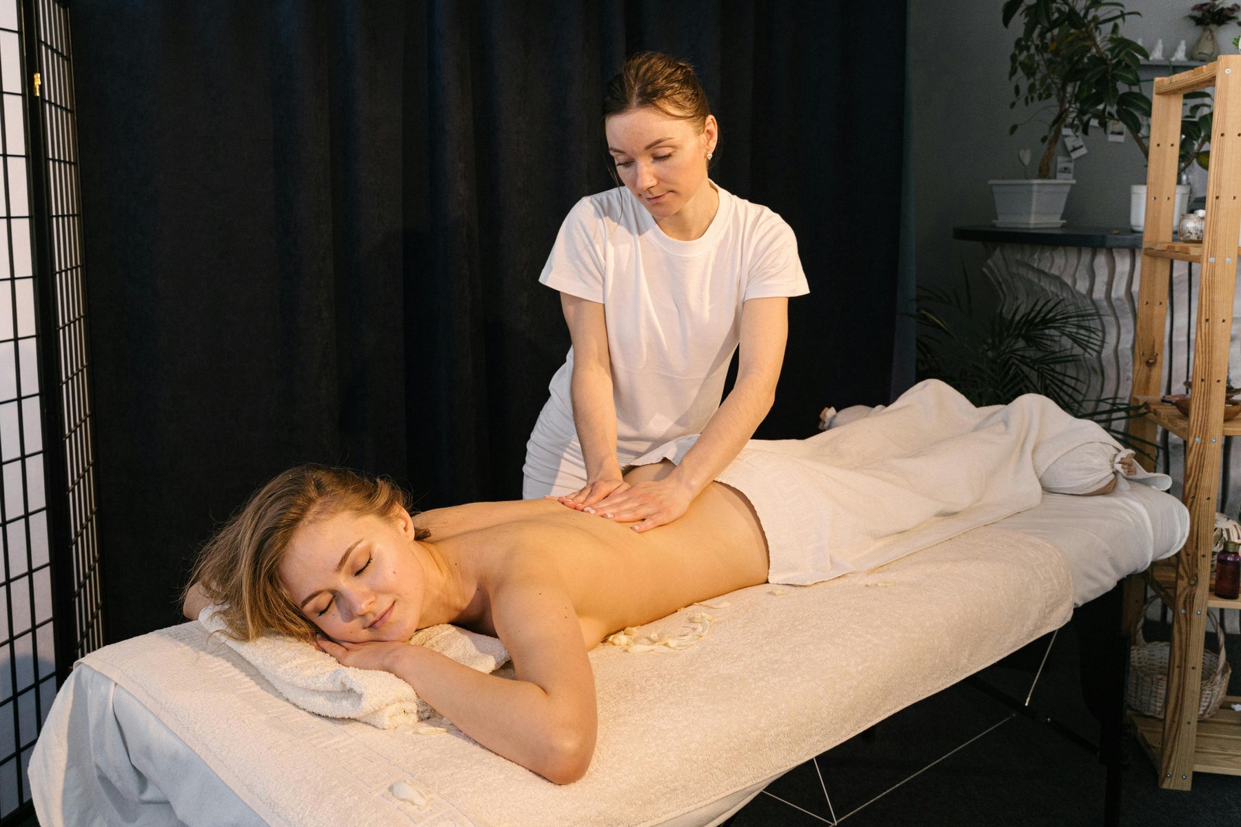 Les tables de massage pliantes sont-elles vraiment adaptées à un usage professionnel intensif ?